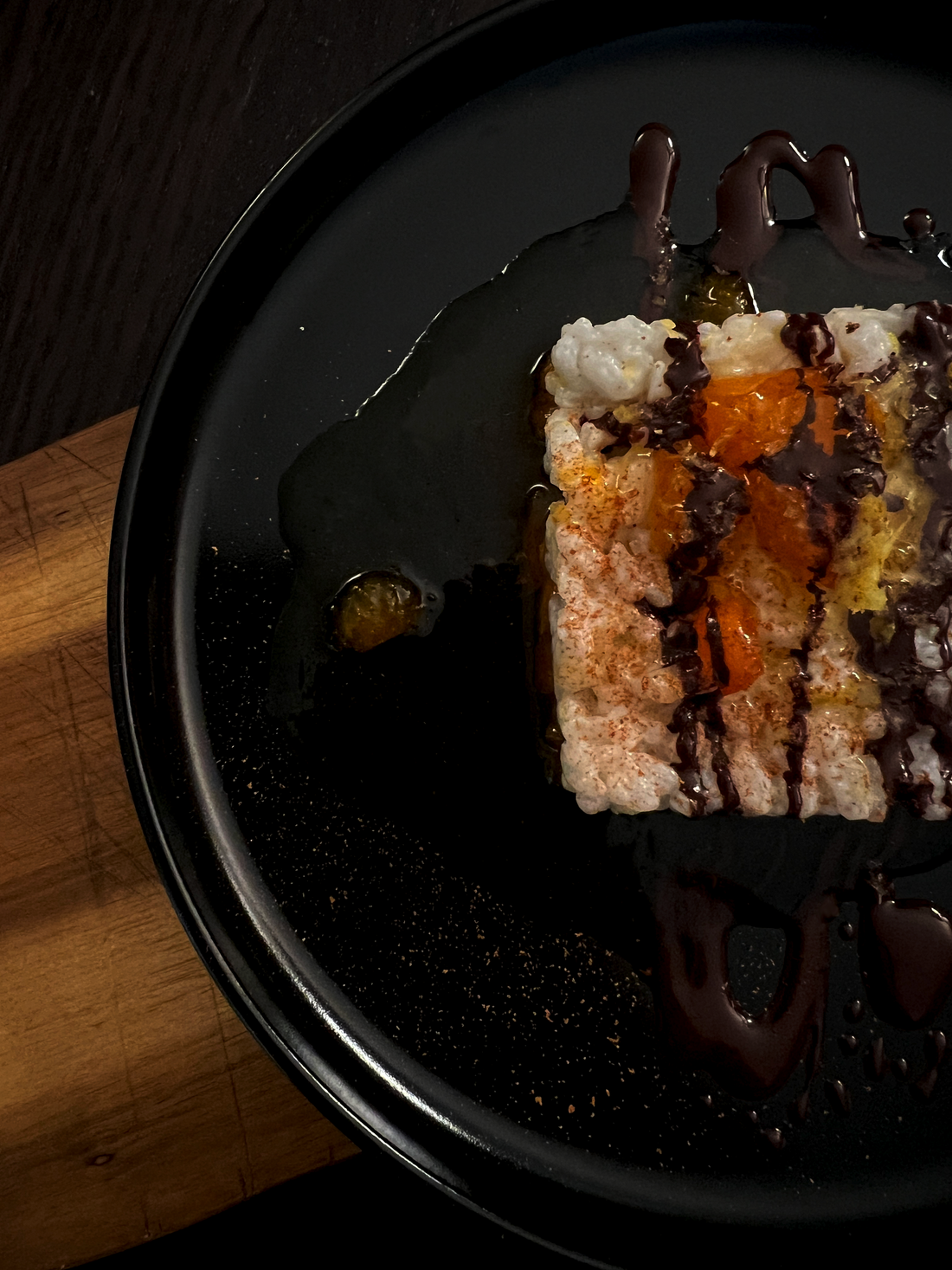 Tortino di Riso Baldo con Albicocche Caramellate e Cioccolato Fondente — Il Dessert dell'Estate